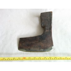 4.40 lbs. VINTAGE MONSTER SIGNED BEARDED AXE HEAD